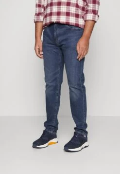 Levi's® Plus Vaqueros Tapered - Dark Blue Denim
