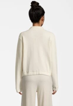 Fila Apparel Civita Cropped- Chaqueta Fina - Antique White 9 Fila Apparel Civita Cropped- Chaqueta Fina - Antique White -Tienda General De Moda 99175ef61a31480a8fecbce8542b80ef