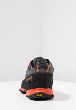 La Sportiva Tx4 Gtx - Pies De Gato - Carbon/Flame 11 La Sportiva Tx4 Gtx - Pies De Gato - Carbon/Flame -Tienda General De Moda 9b425e99dacb47f3a73bdd68dd8d6340