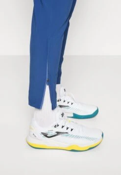 Ellesse Debilly - Pantalones Deportivos - Blue 17 Ellesse Debilly - Pantalones Deportivos - Blue -Tienda General De Moda eac914df99cc448194244eeeff37ff3c